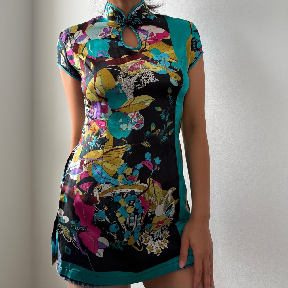 Silk Cheongsam-Style Short Sleeve Blouse - X-Small